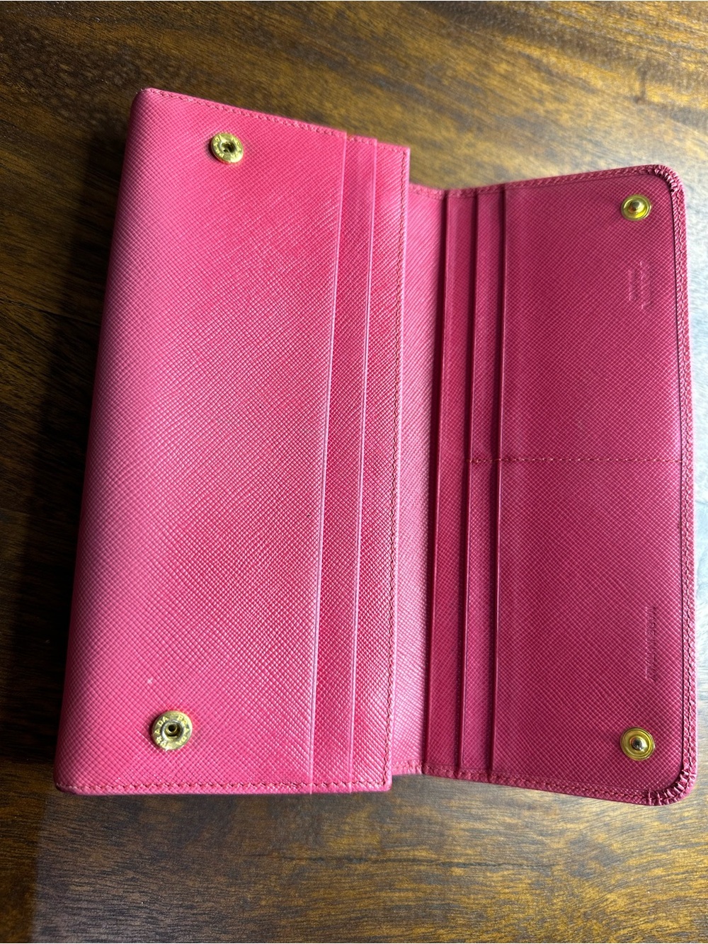 Authentic pre-loved Prada Hot Pink Saffiano Leather Continental Wallet - Picture 4 of 16